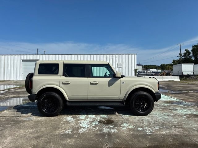 Certified 2025 Ford Bronco Outer Banks AWD/4WD image 2