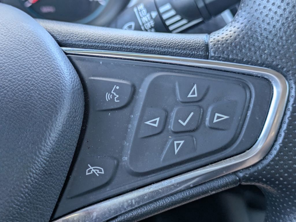 Used 2024 Chevrolet Malibu LT image 25