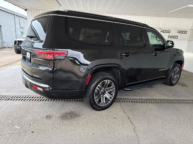 Used 2024 Jeep Wagoneer Series II w/ Flexible Seating Group RWD image 28