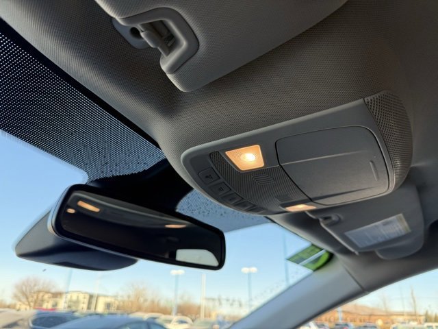 Certified 2024 Ford Edge Titanium image 32