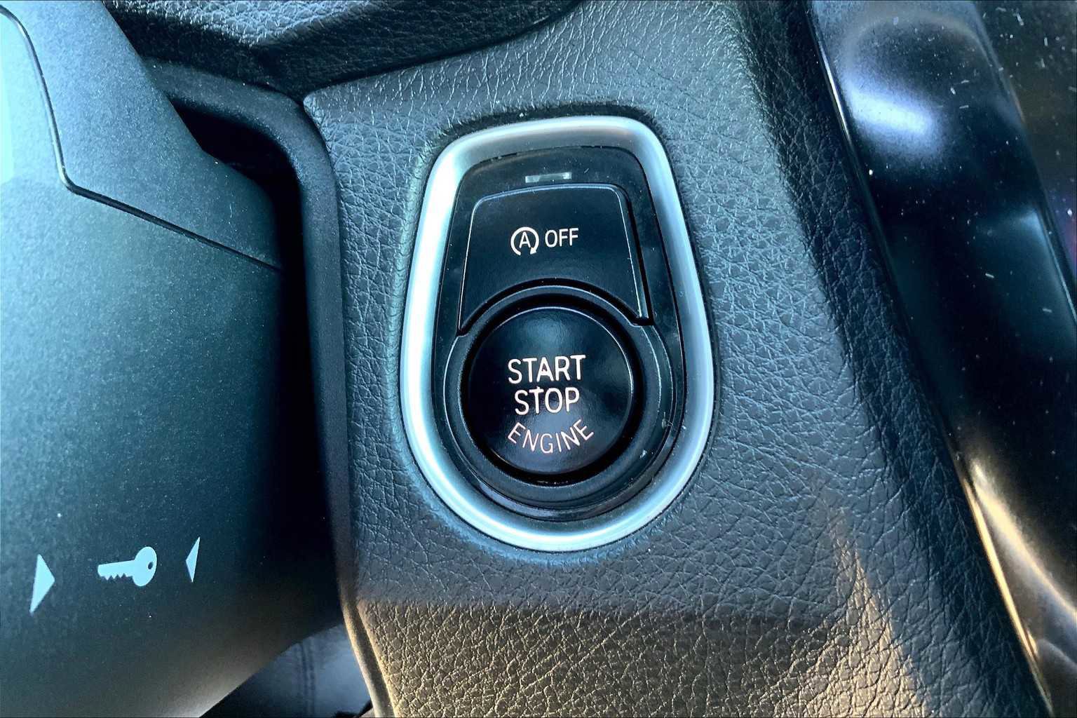 Used 2018 BMW 430i Convertible image 29