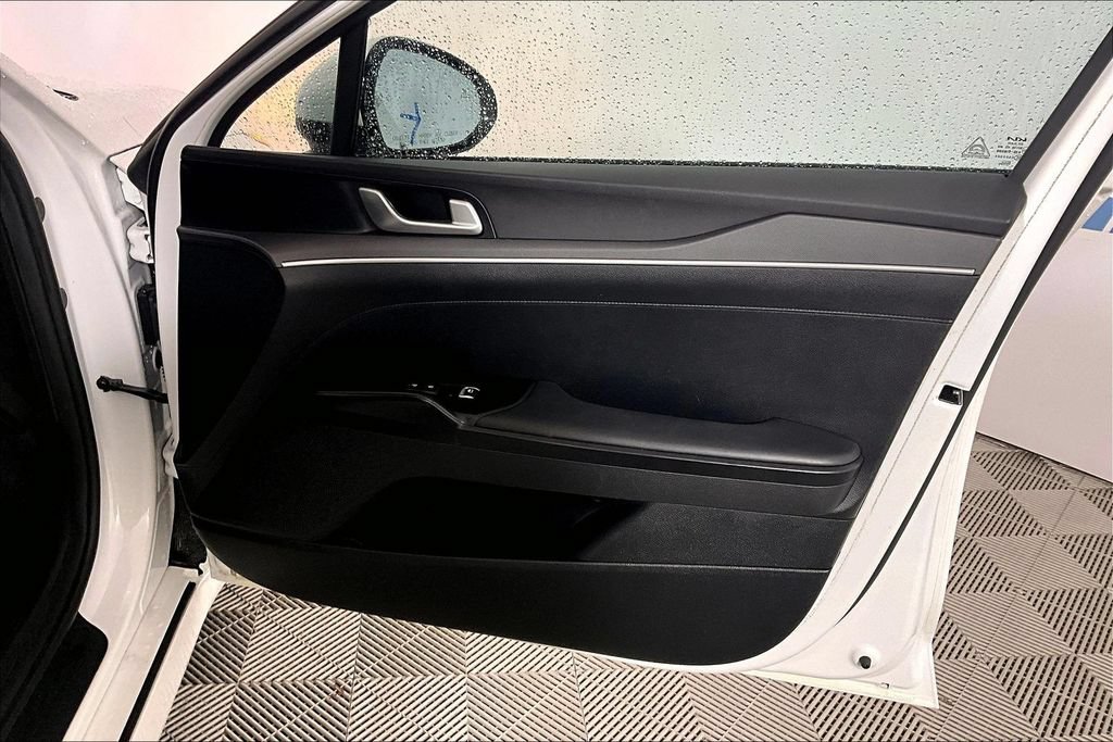 Used 2025 Kia K5 LXS FWD image 19