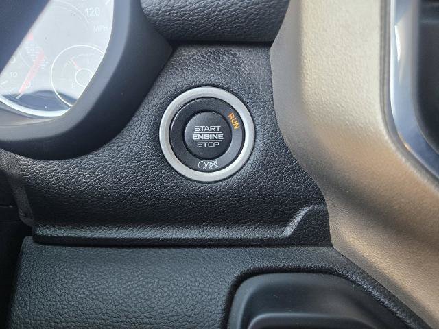 Used 2024 RAM 2500 Laramie AWD/4WD image 20
