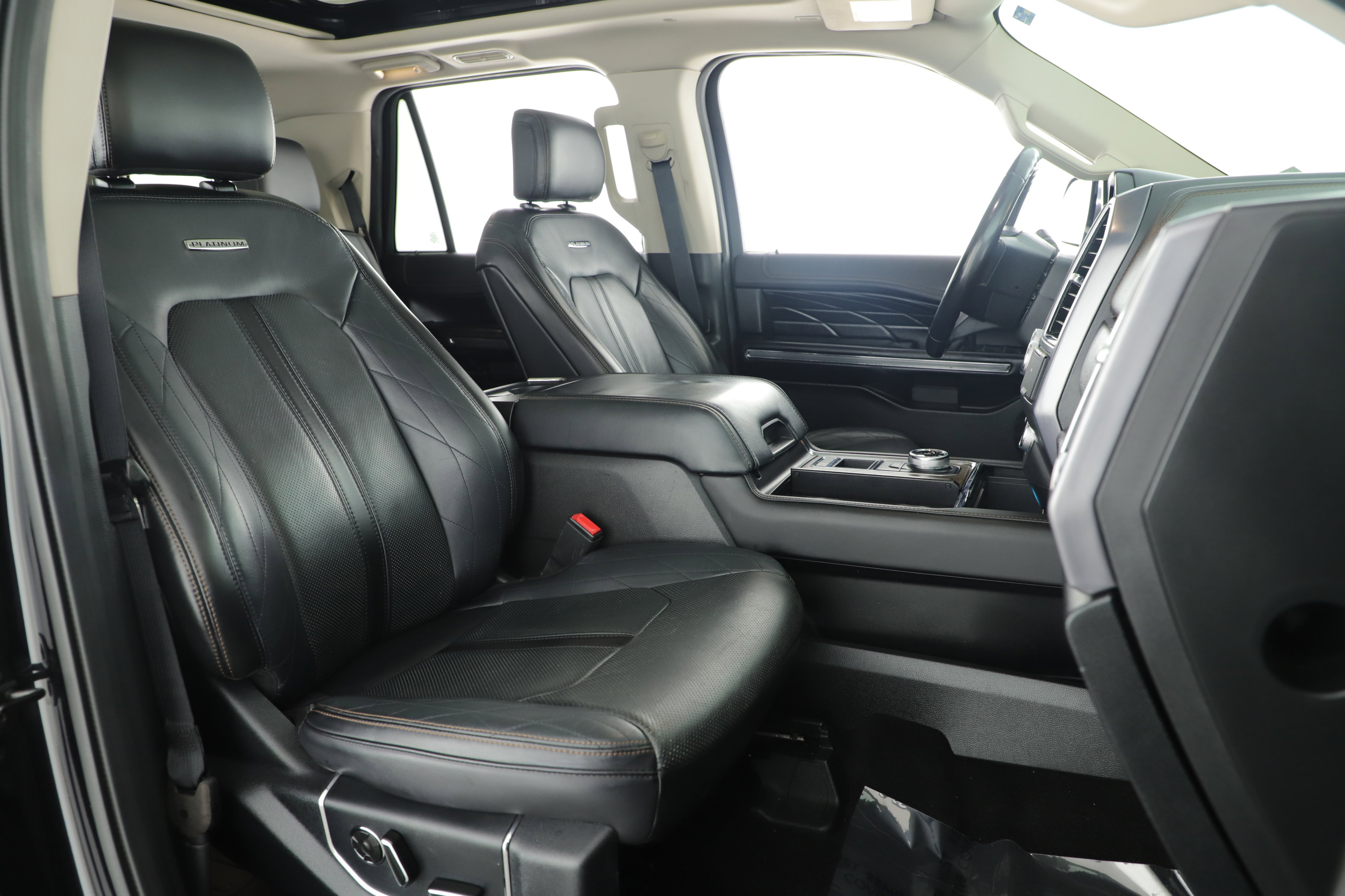 Certified 2019 Ford Expedition Platinum image 21