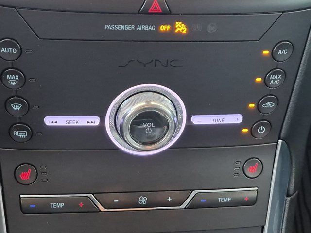 Certified 2020 Ford Edge Titanium FWD image 26