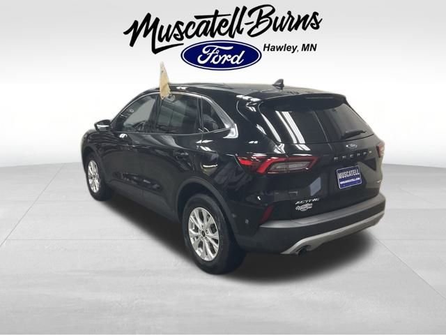 Certified 2023 Ford Escape Active w/ Tech Pack #2 image 3