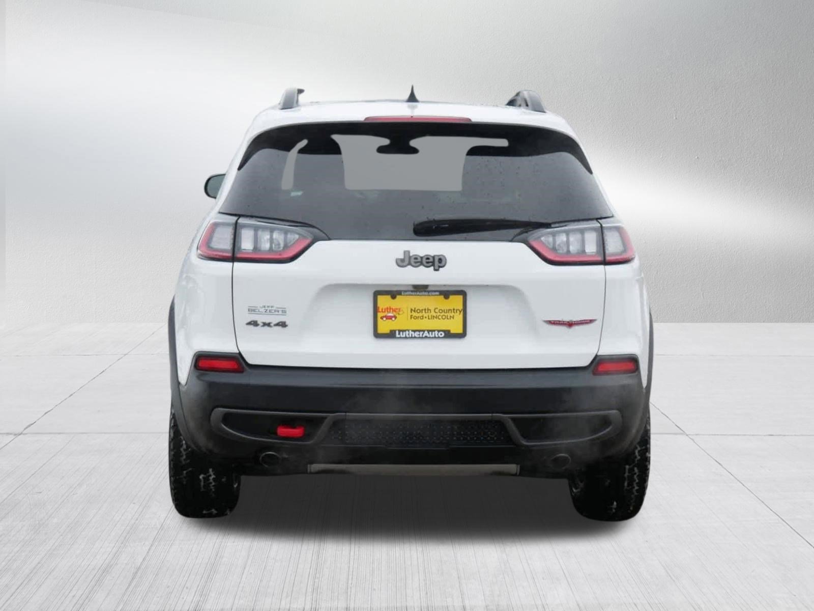 Used 2022 Jeep Cherokee Trailhawk image 8