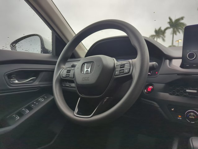 Used 2024 Honda Accord EX image 29