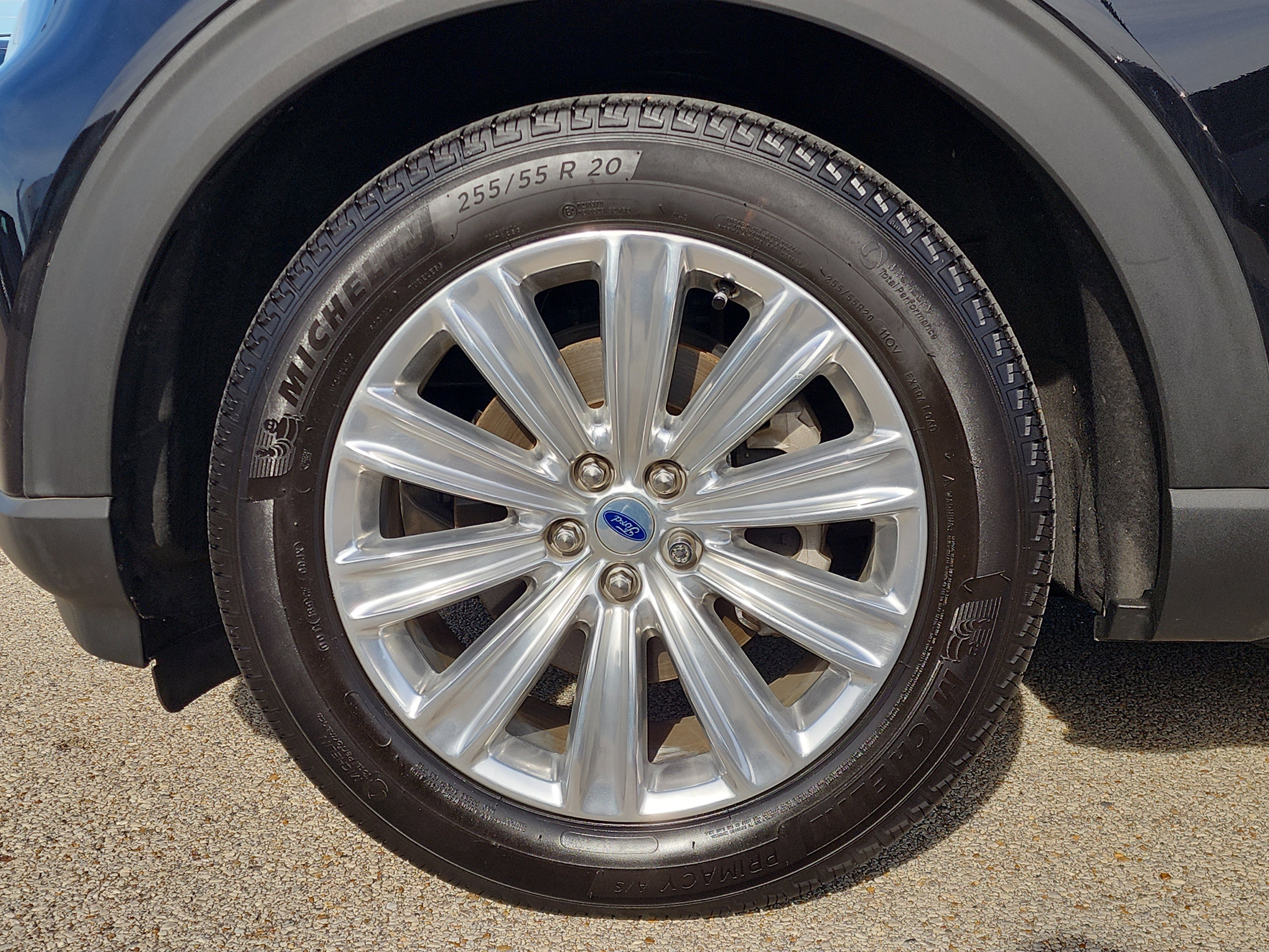 Certified 2023 Ford Explorer Limited w/ Equipment Group 301A image 9