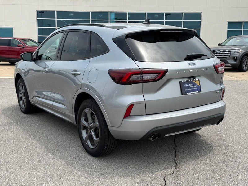 Certified 2024 Ford Escape ST-Line AWD/4WD image 6