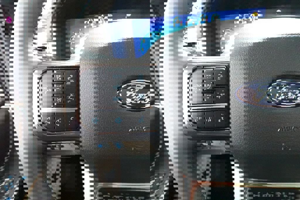 Certified 2024 Ford F150 Platinum w/ Equipment Group 703A Plus image 13