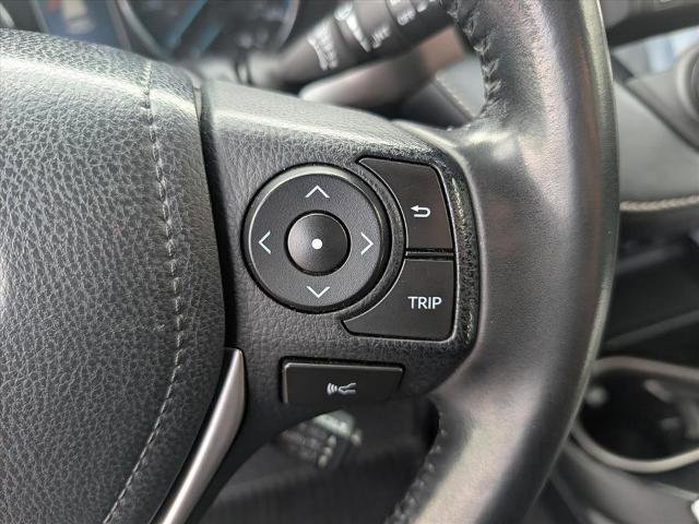 Used 2018 Toyota RAV4 Limited image 9