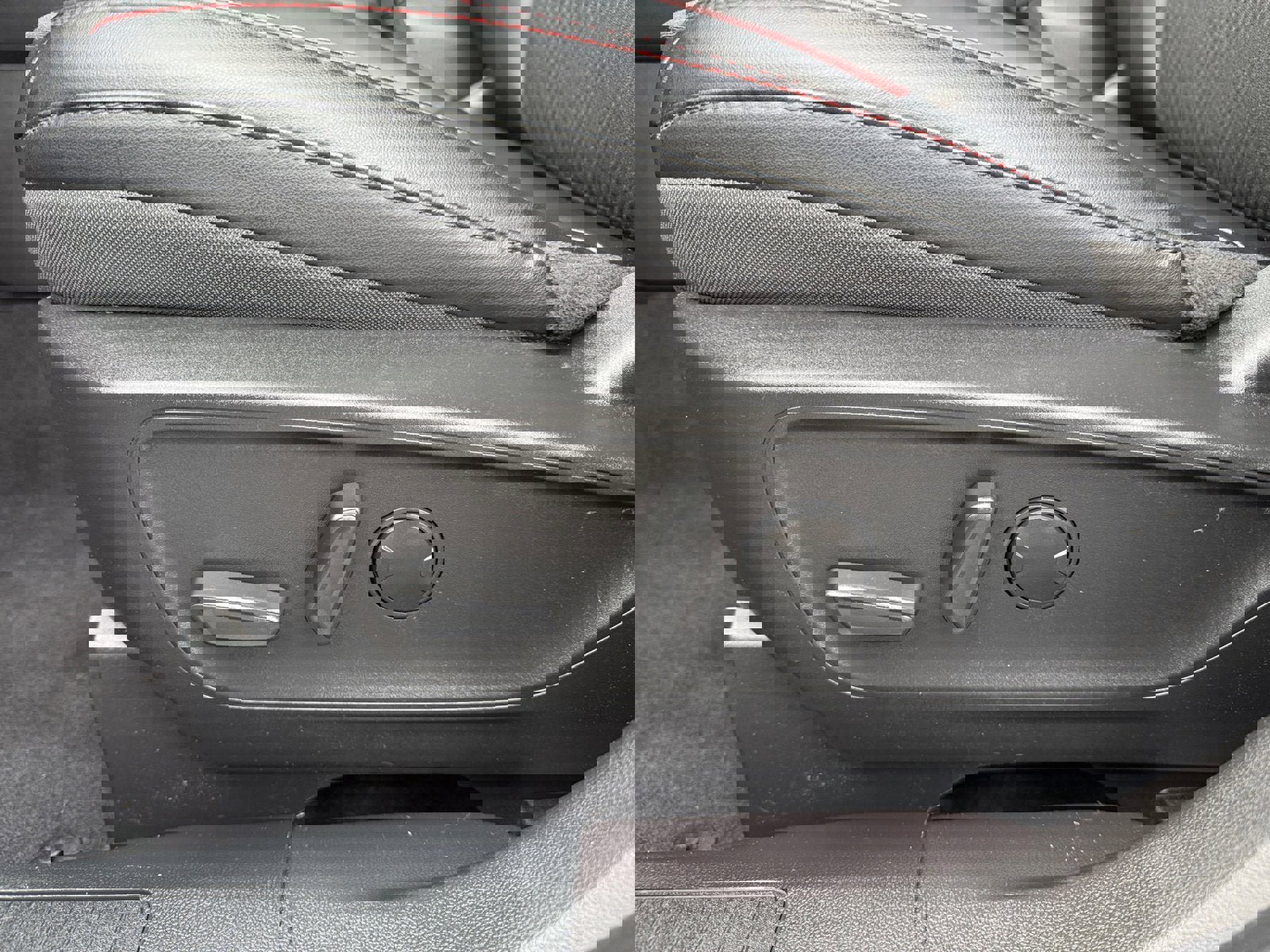 Certified 2023 Ford Escape ST-Line w/ Tech Pack #1 image 12