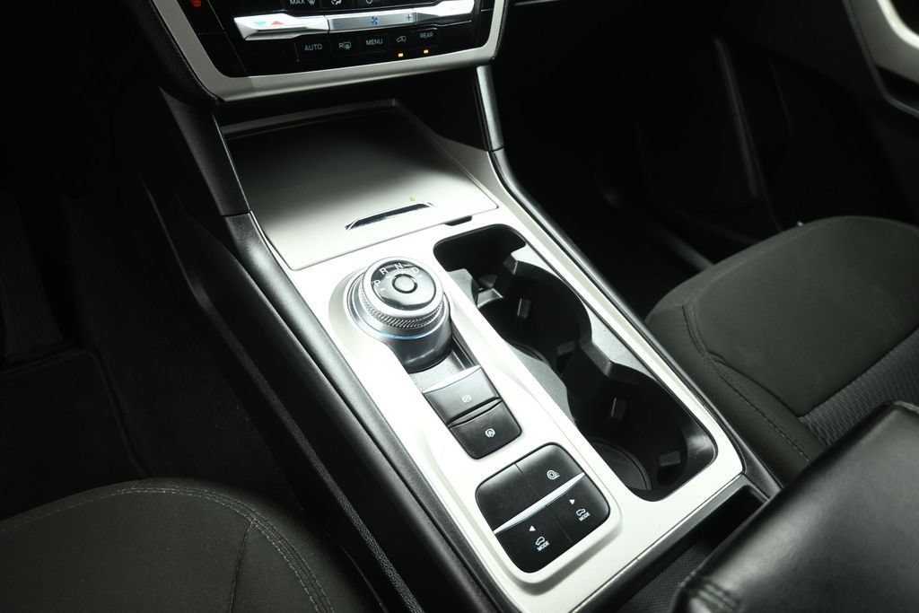 Certified 2022 Ford Explorer XLT RWD image 33