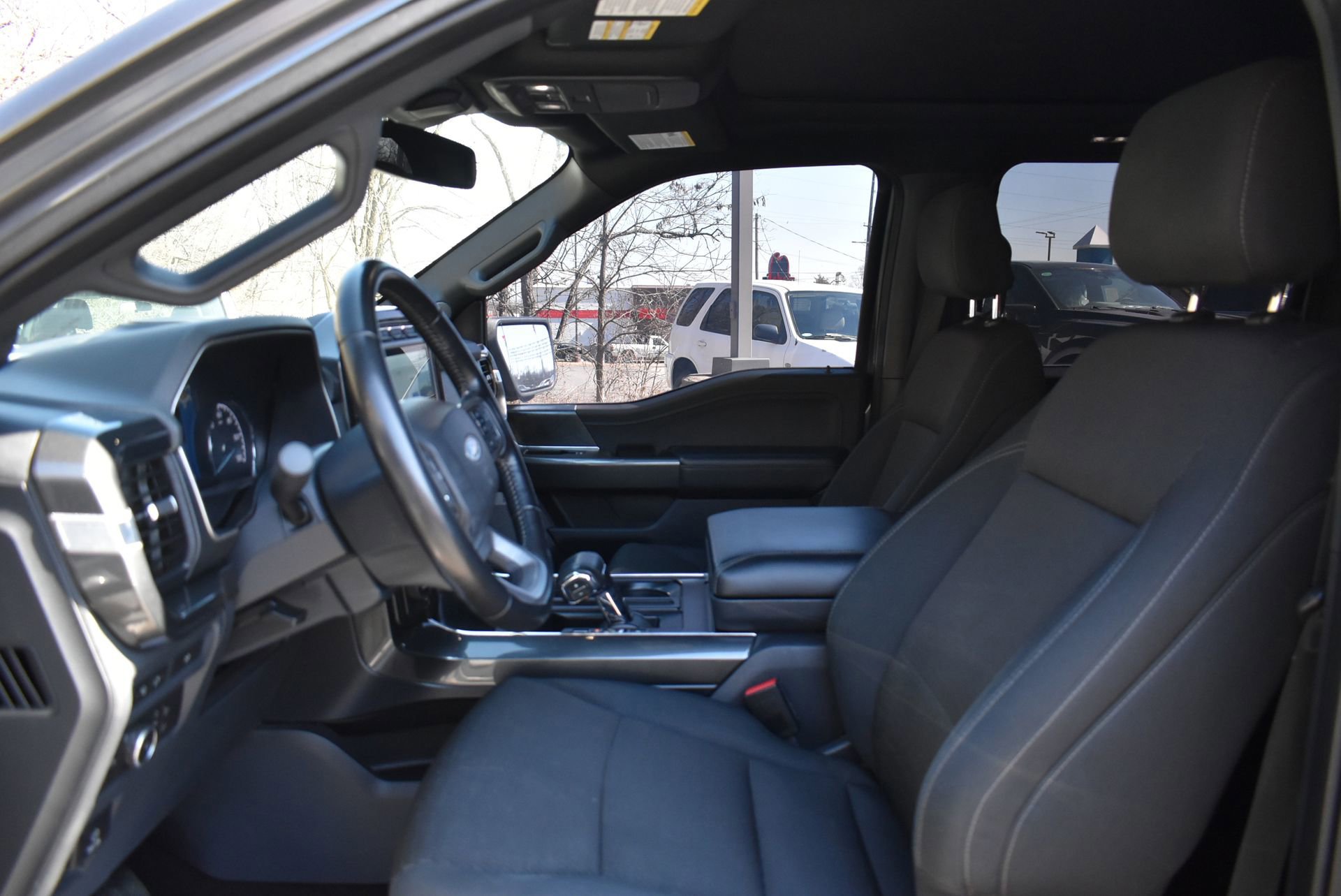 Certified 2022 Ford F150 XLT w/ Equipment Group 302A High image 17