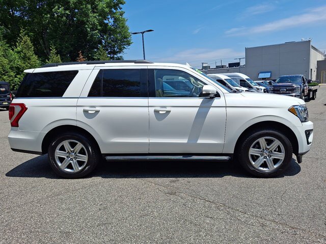 Certified 2020 Ford Expedition XLT w/ Equipment Group 202A AWD/4WD image 17