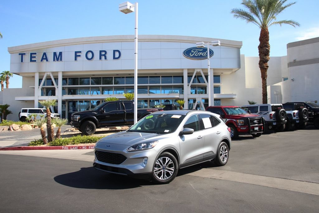 Certified 2022 Ford Escape SEL FWD image 2