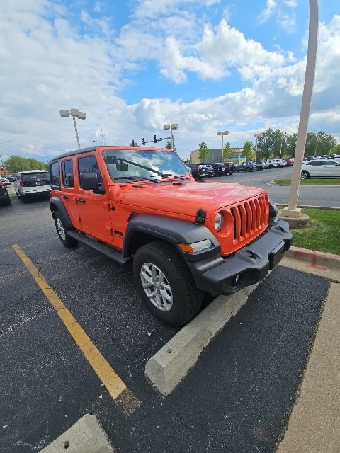 Used 2023 Jeep Wrangler Unlimited Sport AWD/4WD image 2