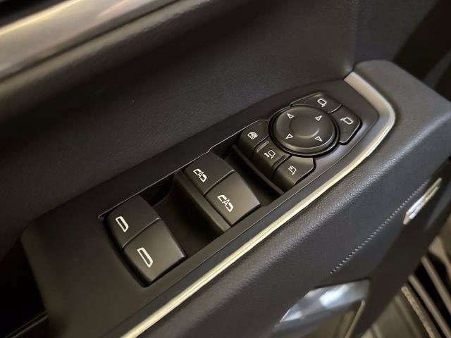Used 2026 Chevrolet Silverado 2500 LTZ AWD/4WD image 13