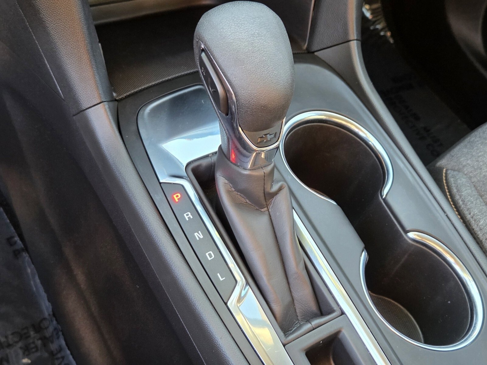 Used 2023 Chevrolet Equinox LT image 23