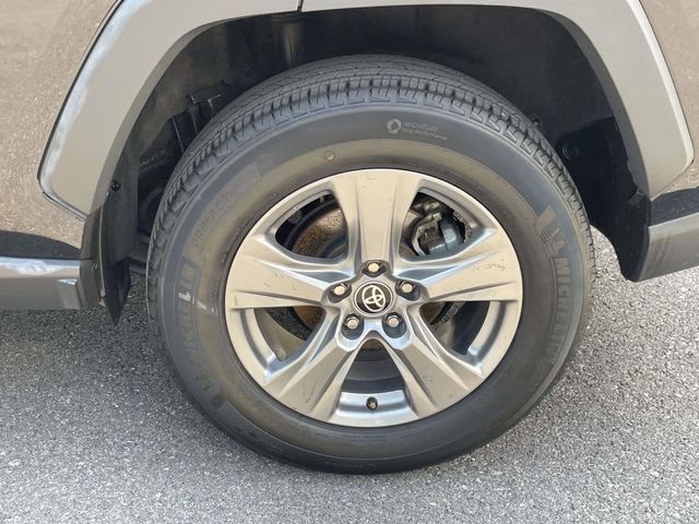Used 2024 Toyota RAV4 XLE FWD image 25