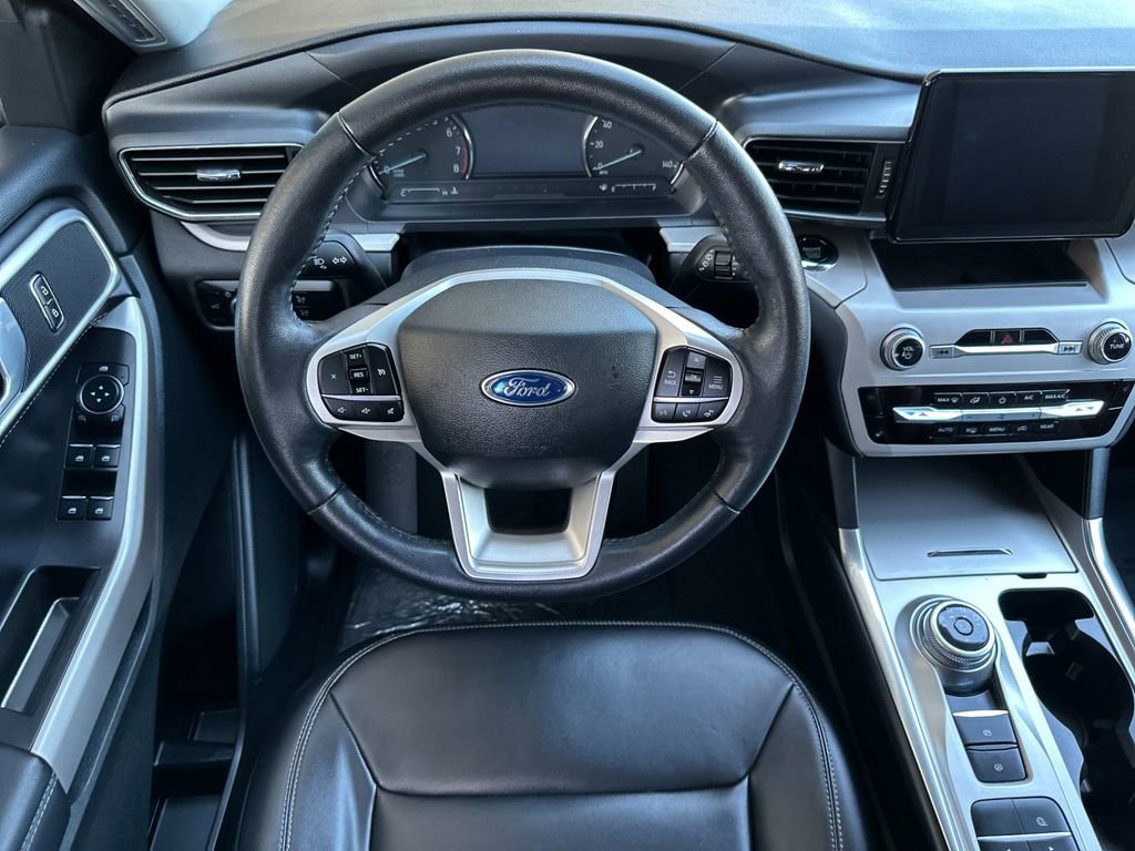 Certified 2023 Ford Explorer XLT w/ Equipment Group 202A image 14