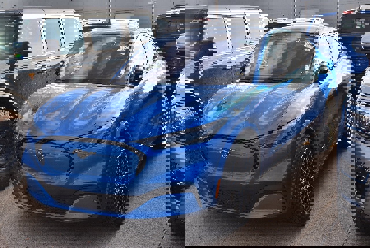 Certified 2025 Ford Mustang Mach-E Premium image 2