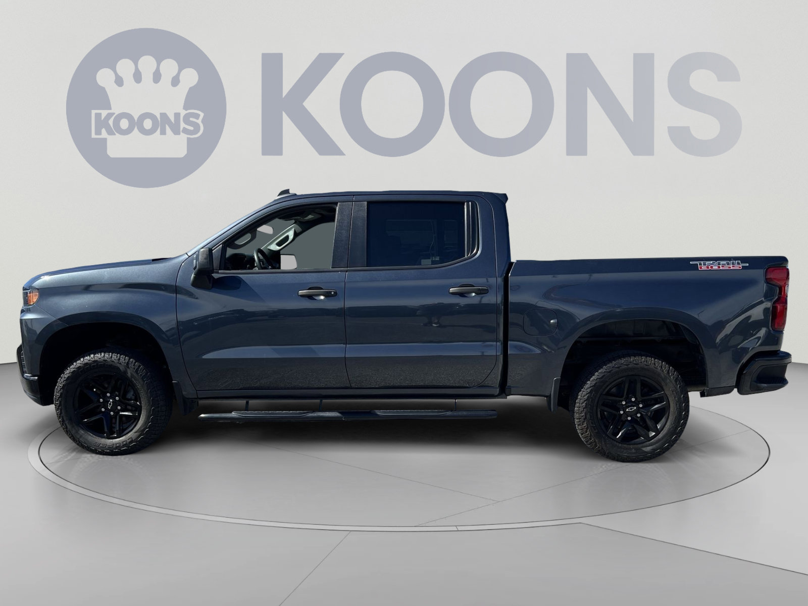 Used 2021 Chevrolet Silverado 1500 Custom Trail Boss w/ Safety Confidence Package AWD/4WD image 2