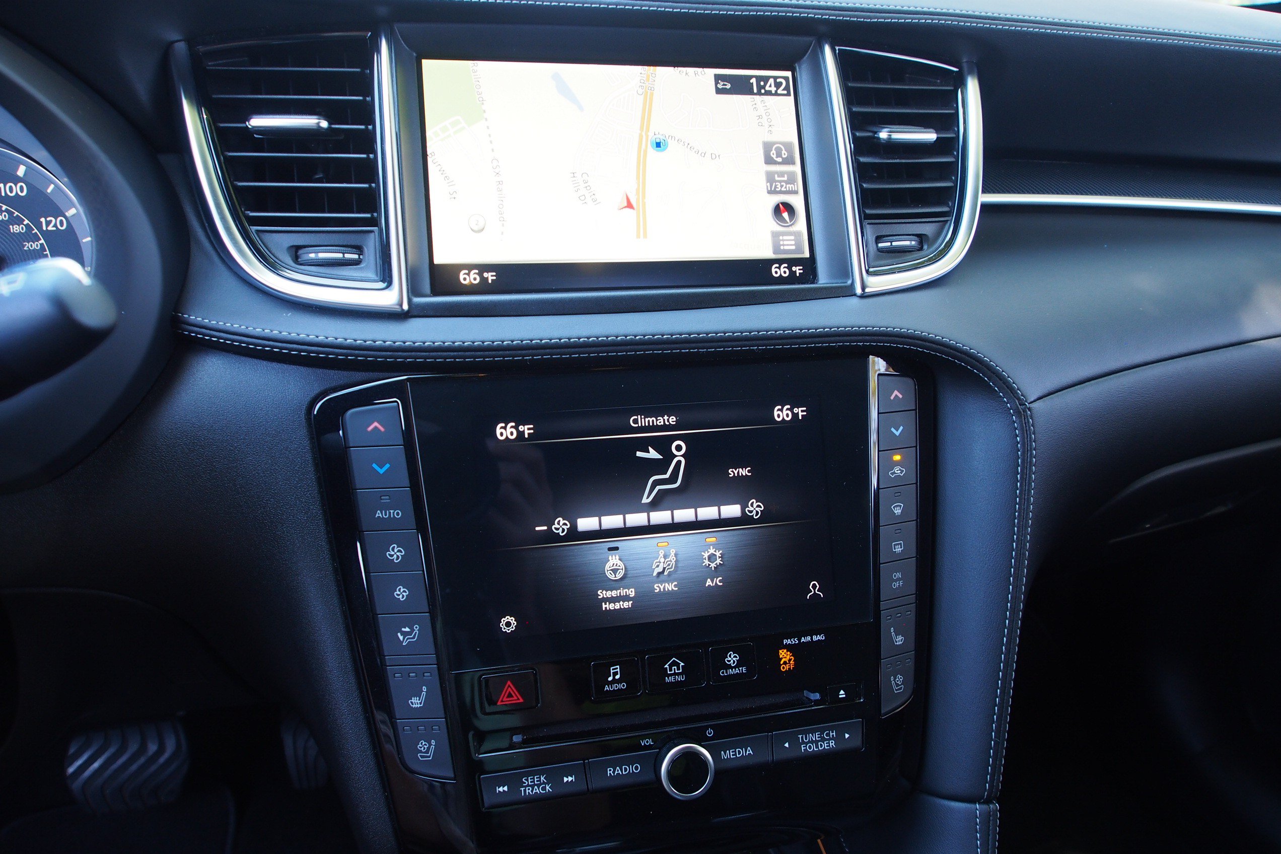 Used 2023 INFINITI QX50 Sport FWD image 29