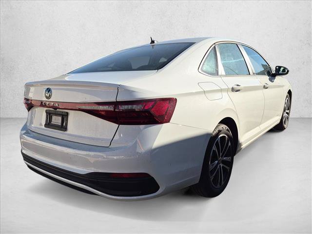 Used 2025 Volkswagen Jetta Sport FWD image 3