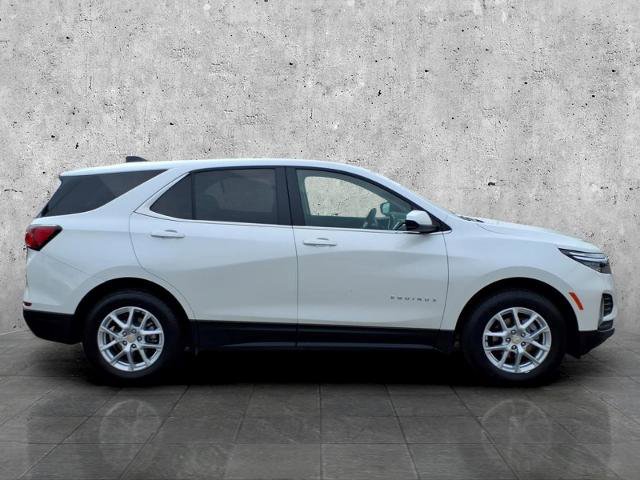 Used 2024 Chevrolet Equinox LT image 2