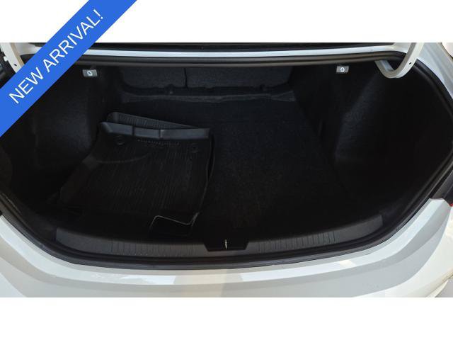 Used 2024 Chevrolet Malibu LT FWD image 25