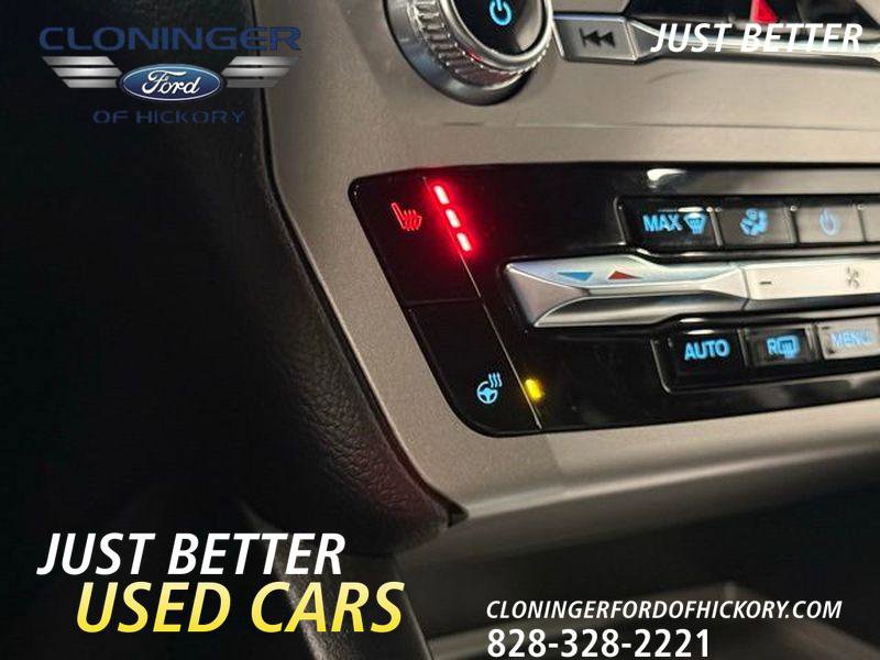 Certified 2022 Ford Explorer XLT w/ Equipment Group 202A image 30