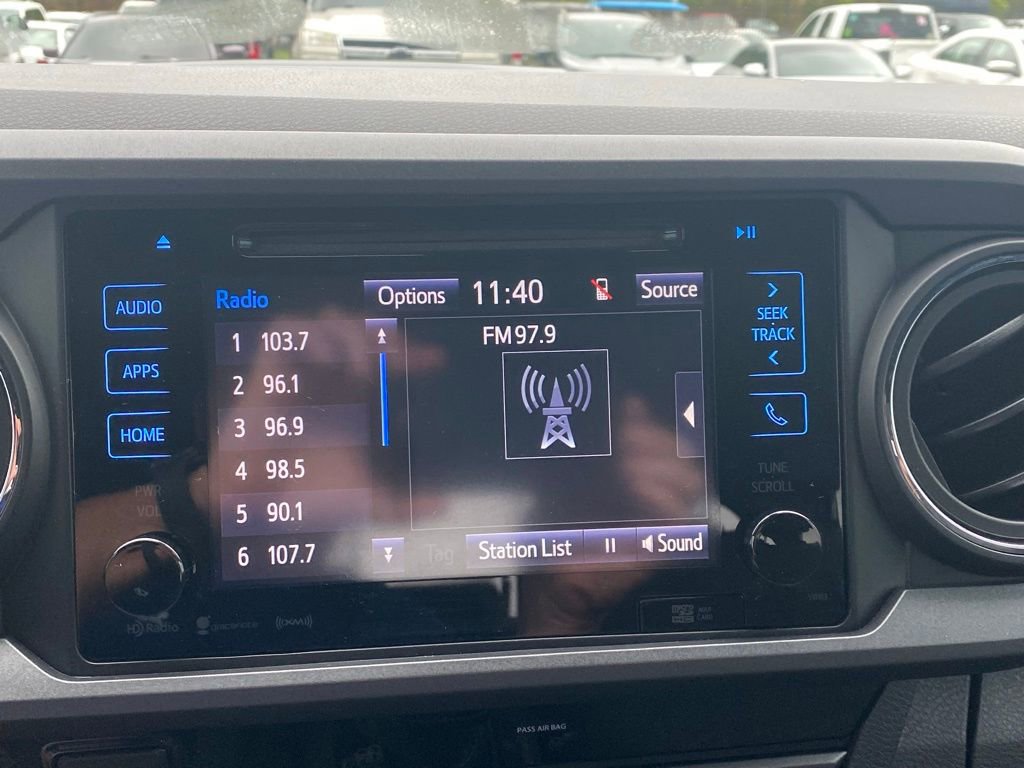 Used 2018 Toyota Tacoma TRD Sport w/ Technology Package RWD image 15