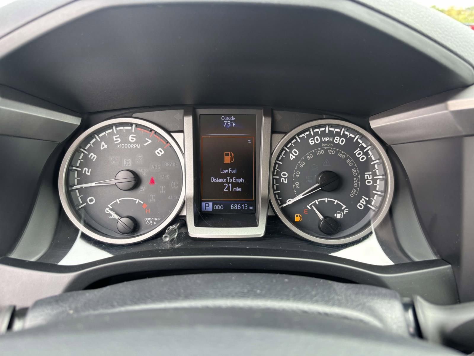 Used 2017 Toyota Tacoma SR5 image 17