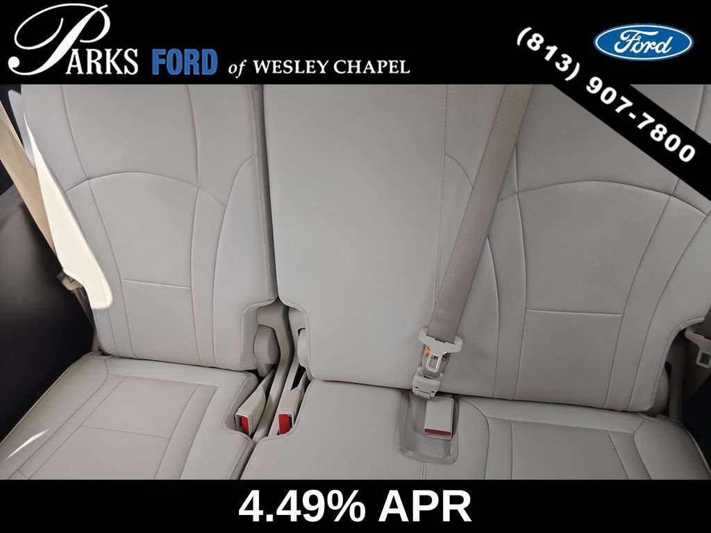 Used 2023 Buick Enclave Premium w/ Experience Buick Package AWD/4WD image 17