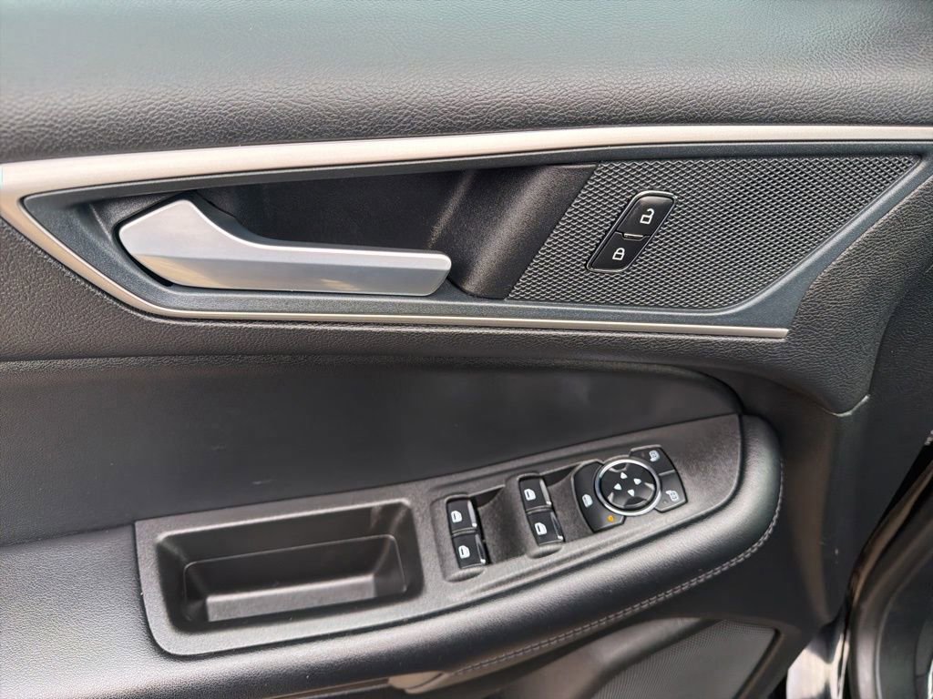 Certified 2024 Ford Edge SEL w/ Convenience Package image 13