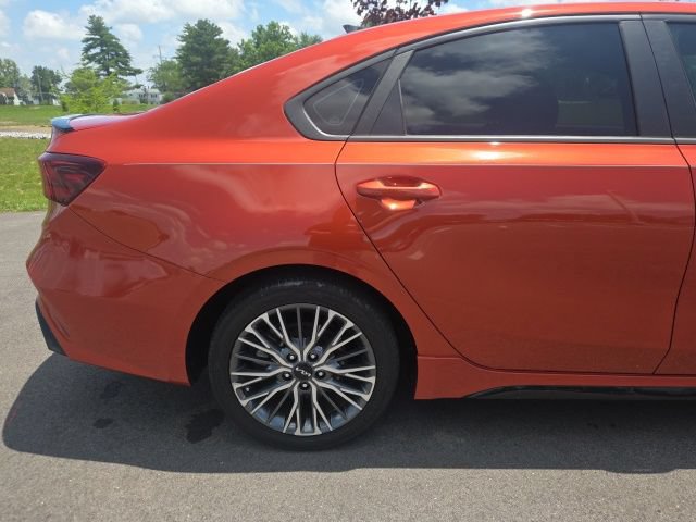 Used 2023 Kia Forte GT-Line w/ GT-Line Technology Package FWD image 7
