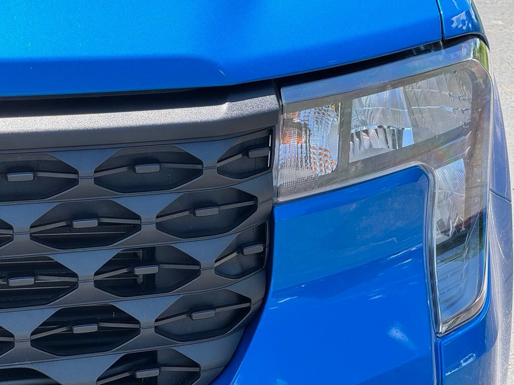 Certified 2025 Ford Maverick XLT FWD image 5