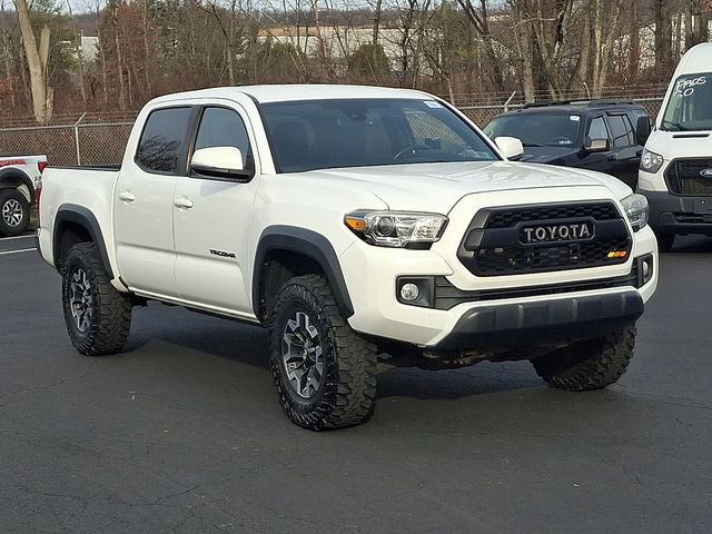 Used 2019 Toyota Tacoma TRD Off-Road video 2