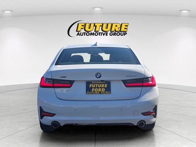 Used 2021 BMW 330i xDrive Sedan w/ Driving Assistance Package AWD/4WD image 5