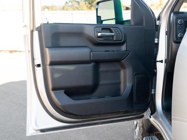 Used 2022 Chevrolet Silverado 2500 Custom w/ Gooseneck/5TH Wheel Package image 11