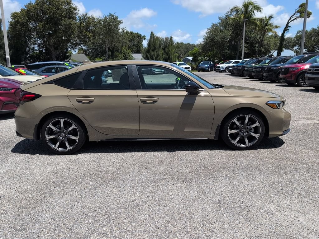 Used 2025 Honda Civic Sport Touring image 2