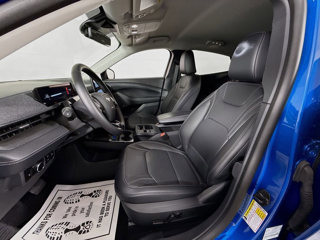 Certified 2025 Ford Mustang Mach-E Premium image 9
