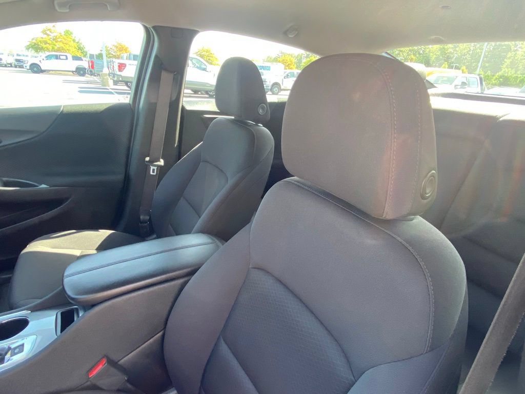 Used 2025 Chevrolet Malibu LT FWD image 20