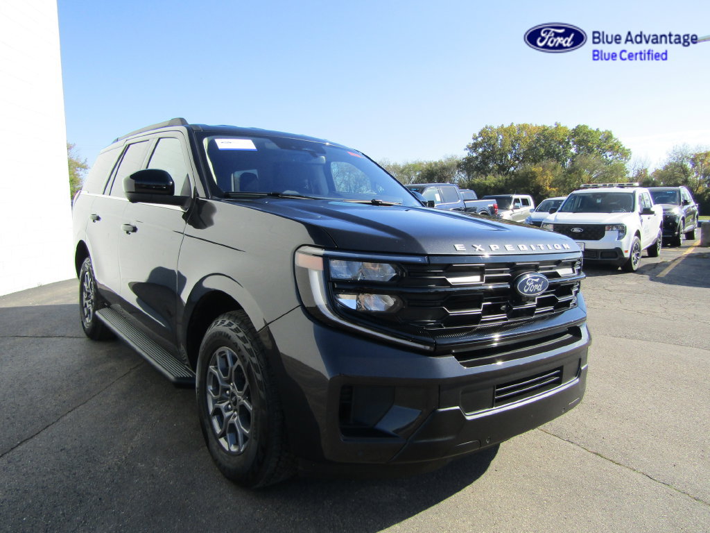 Certified 2025 Ford Expedition Active AWD/4WD image 25