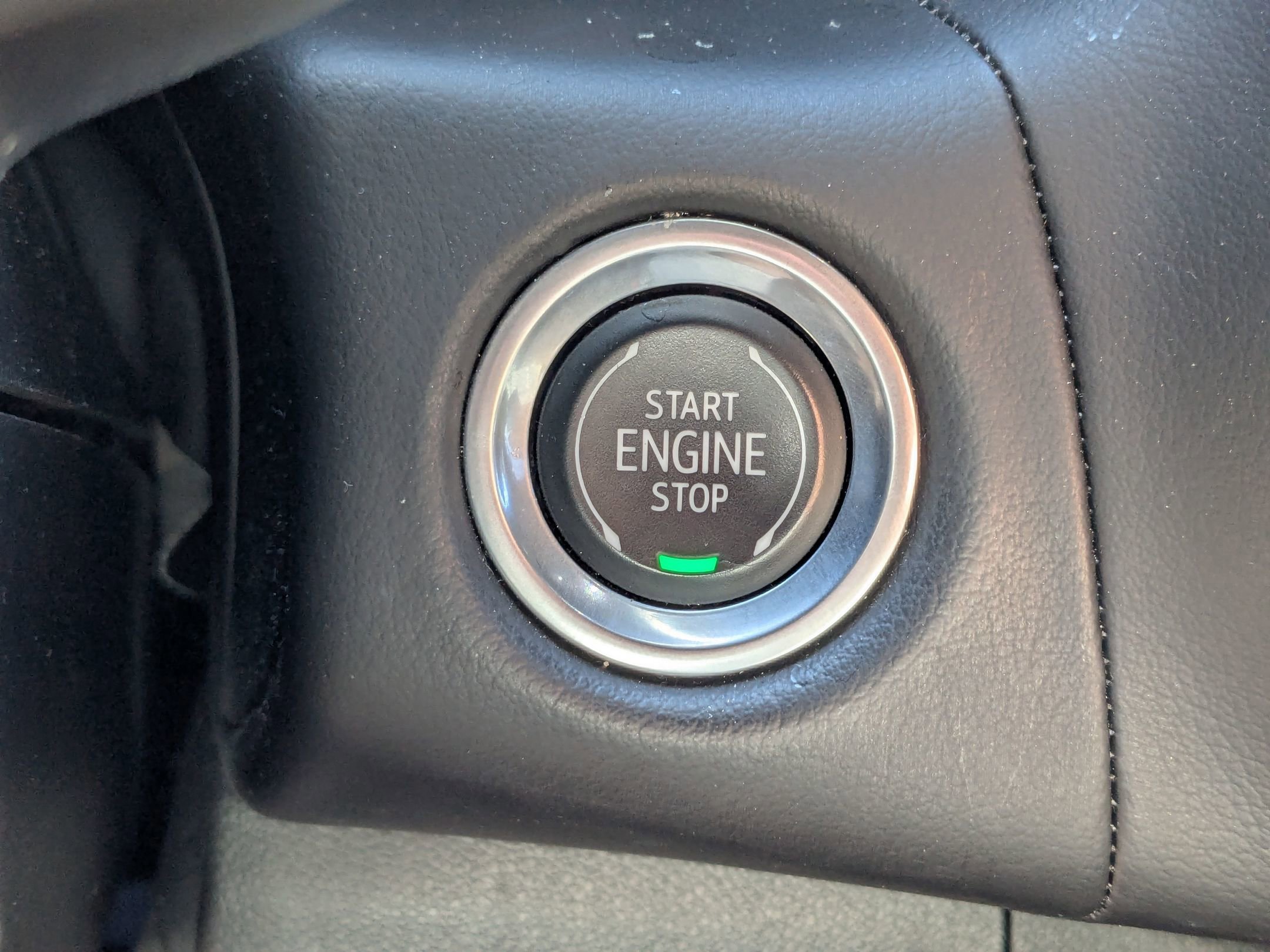 Used 2023 GMC Yukon SLT image 28