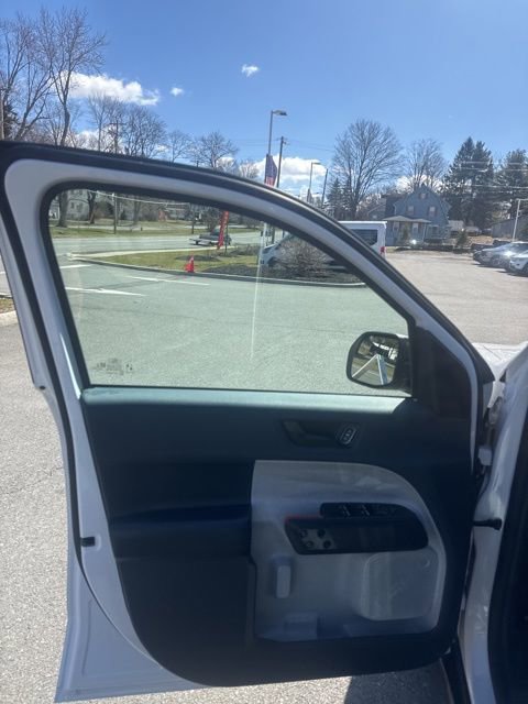 Certified 2022 Ford Maverick XLT w/ Equipment Group 300A Standard image 16