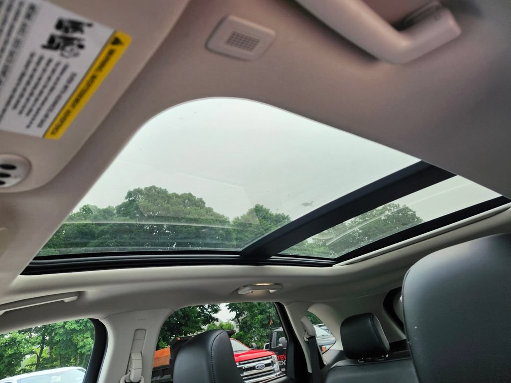 Certified 2024 Ford Edge SEL w/ Convenience Package AWD/4WD image 20