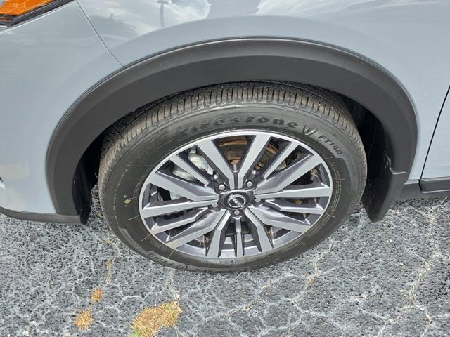 Used 2023 Nissan Kicks SV image 9